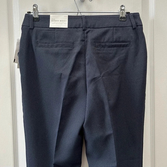 Cleo Every Body Polka  Dot Ankle Pant Navy Blue Size 2 NWT - Picture 8 of 15